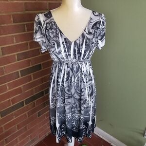 Super soft black & white dress w/ Rhinestones